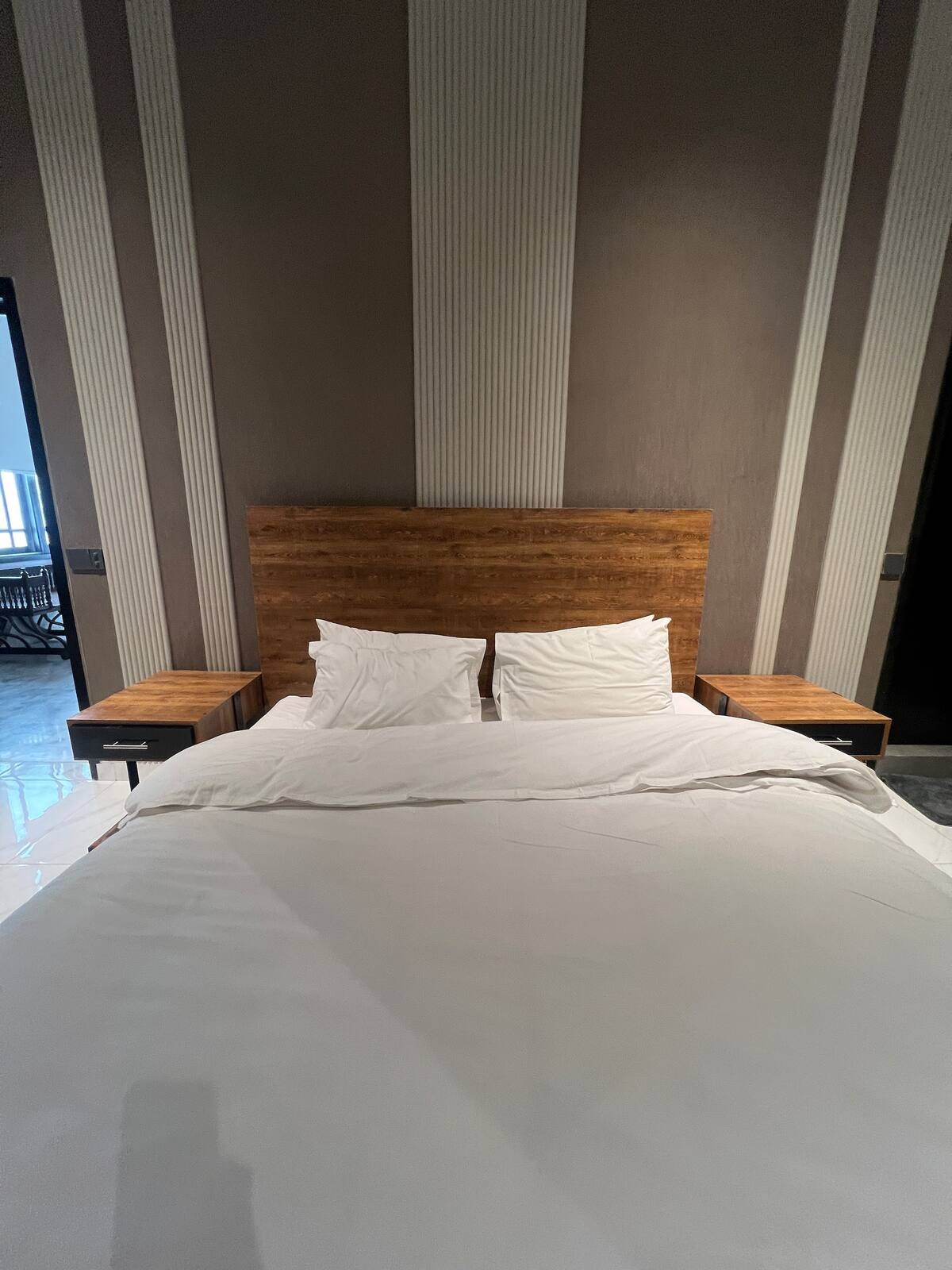 1 Bedroom Master Suite in Dhoraji (Aga Khan)