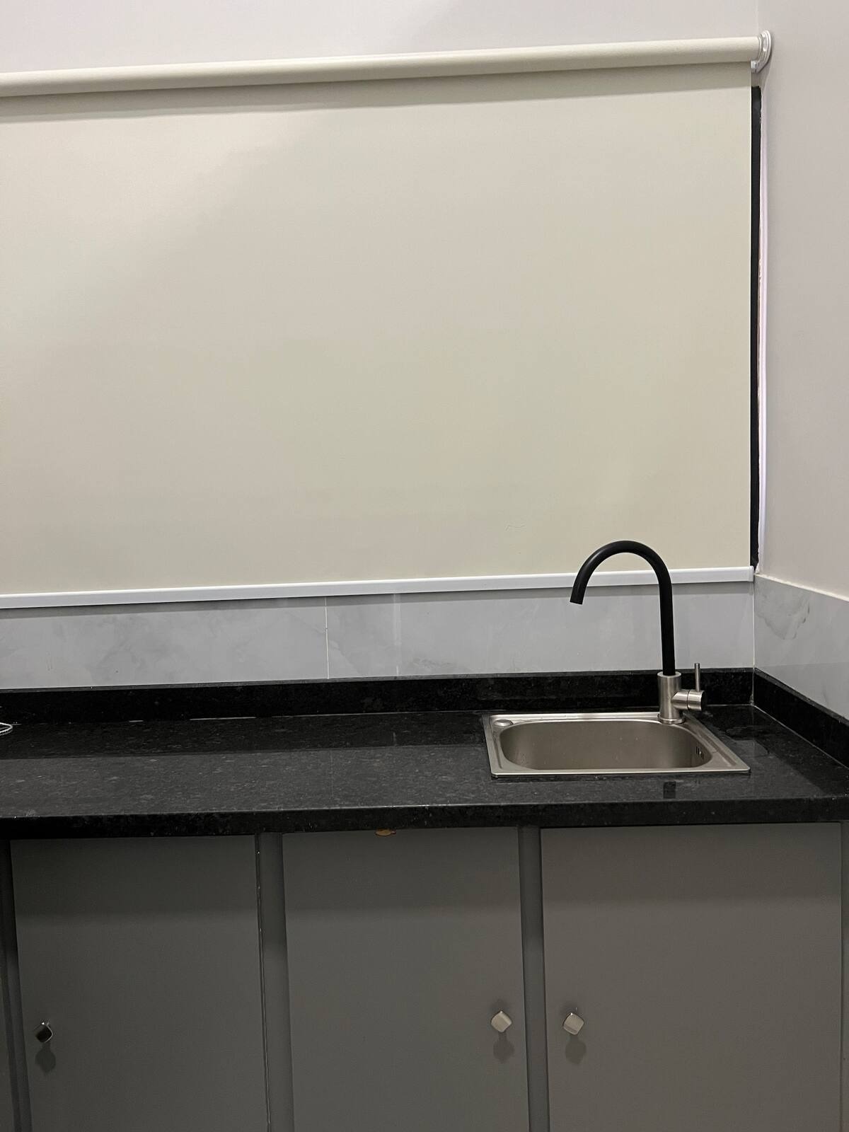 1 Bedroom Master Suite in Dhoraji (Aga Khan)